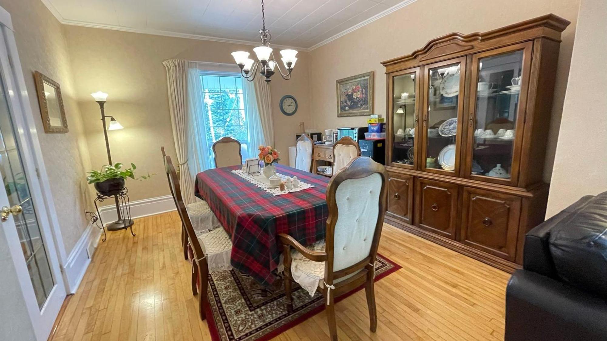 Strathaird Bed And Breakfast Niagara Falls Exterior photo
