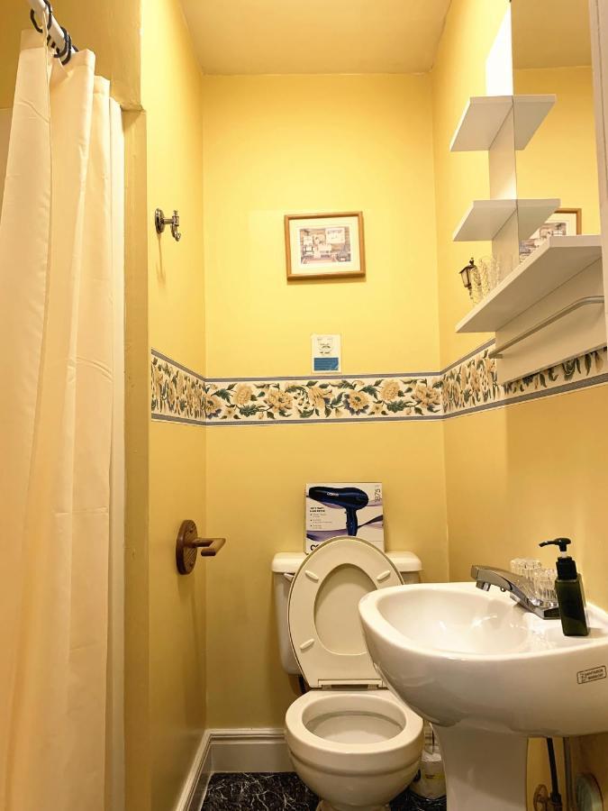Strathaird Bed And Breakfast Niagara Falls Exterior photo